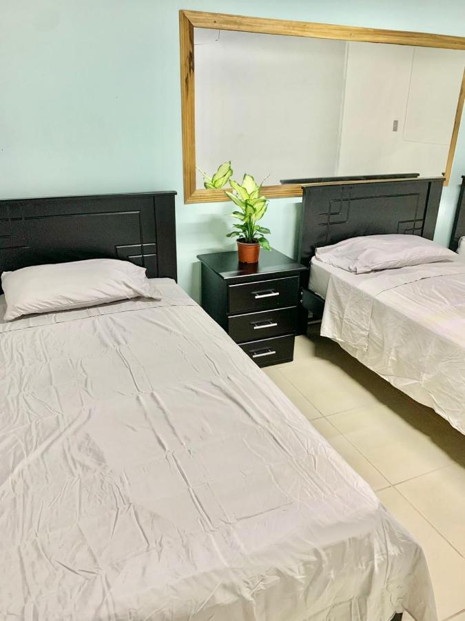 Global House Cr Hostel Backpackers Alajuela Habitacion Compartida 2 Camas Por Habitacion المظهر الخارجي الصورة